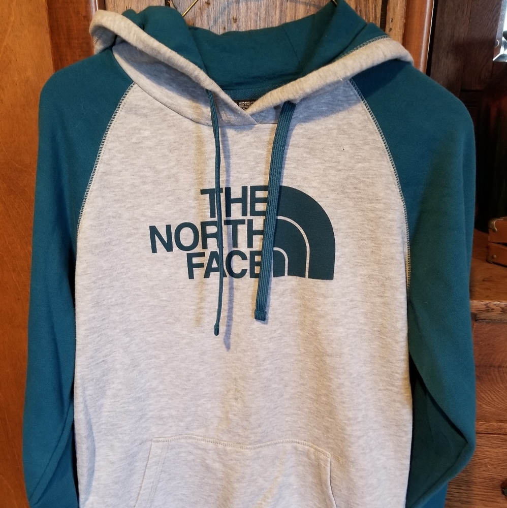 Northface hoodie
